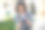 户外夏天微笑的生活方式肖像漂亮的年轻女子有乐趣的城市在欧洲在晚上与摄影师的相机旅行照片图片下载