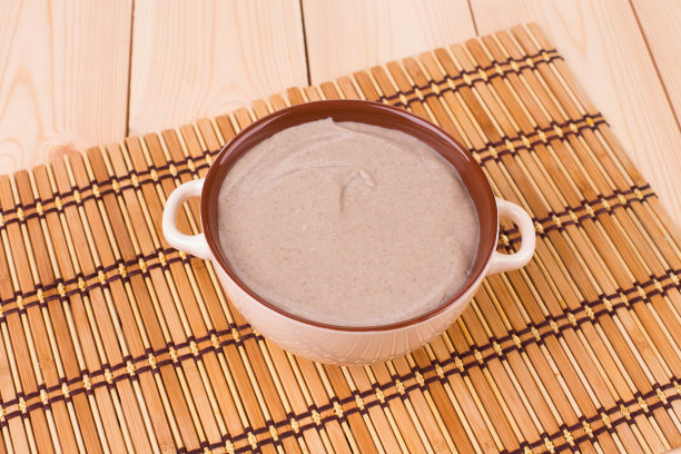 蘑菇奶油汤。图片下载