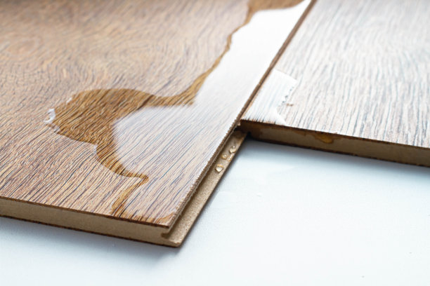 层压板和水。木地板不透水。图片下载
