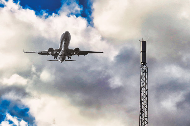 机场和飞机干扰5g移动天线图片下载