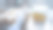 特写镜头:一名细菌学家在实验室里拿着试管检查抗生素。图片下载