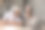 幸福的中年夫妇在家配音。图片下载