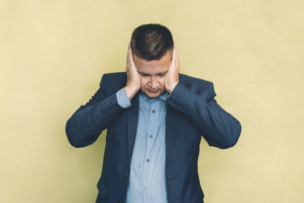 失意商人与头痛黄图片下载