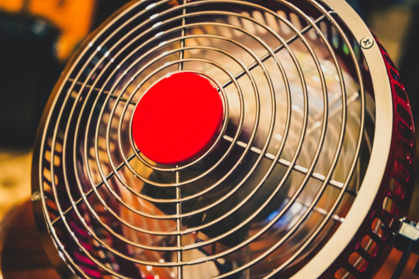 热天用的电扇。图片下载