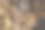 一个模糊的焦点堆堆叠的自然锯木原木纹理为背景图片下载