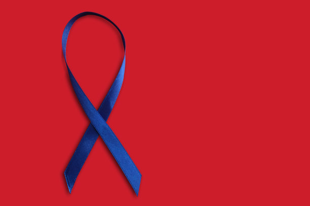 蓝色癌症意识丝带。前列腺癌宣传月。图片下载