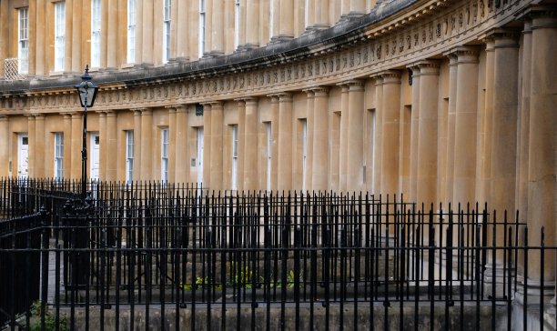 曲线是伦敦的圆形公寓图片下载