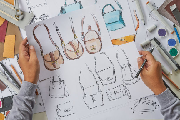 设计师时尚草图绘制设计模板图案皮革离合器包手袋手袋女人女性时尚时尚奢侈优雅配件。图片下载