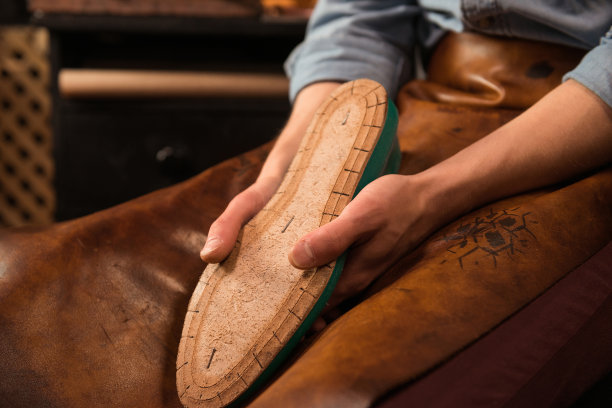 裁剪的图片鞋匠图片下载