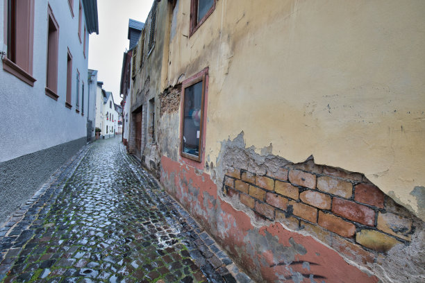 鲁德斯海姆巷正在恶化的墙壁图片下载