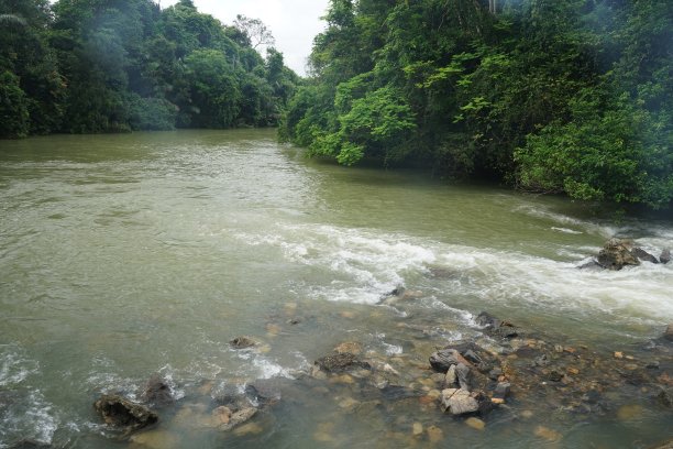 岩溶河图片下载