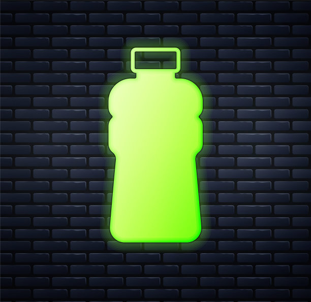 发光的霓虹灯瓶子水图标孤立在砖墙背景。苏打水饮料标志。向量图片下载