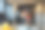 男人们在家庭录音室打电鼓图片下载