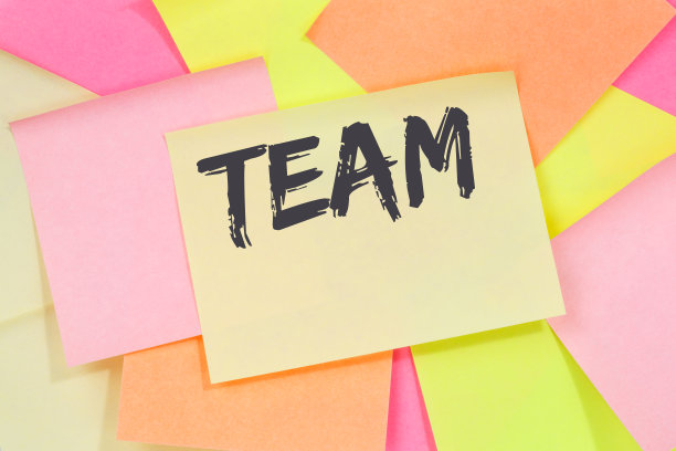 团队合作，共同工作，经营理念办公室便条纸图片下载