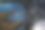 生产床垫用独立弹簧。独立弹簧块，用纺纱粘合。弹簧的卷曲和硬化。家具制造。产业经营理念。图片下载