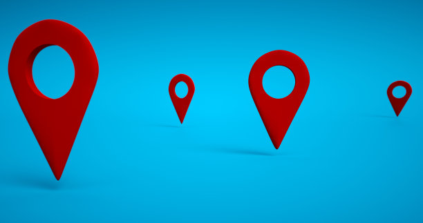 定位销有光泽的红色箭头。标记路标针尖，以创建路线搜索。在蓝色的。图片下载