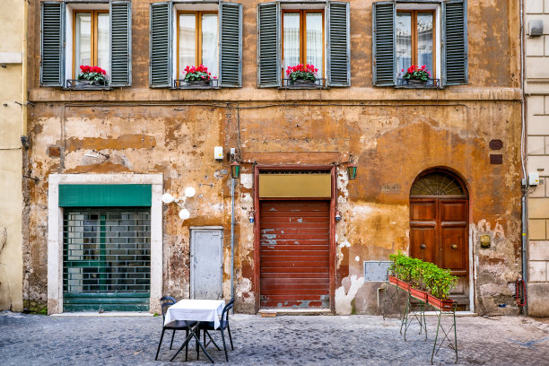 一些可爱的和风景如画的联排别墅在Borgo Pio区在罗马的心脏图片下载