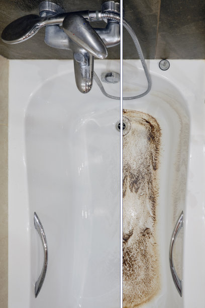 脏浴因下水道堵塞和排水不畅而前后清洗、关闭图片下载