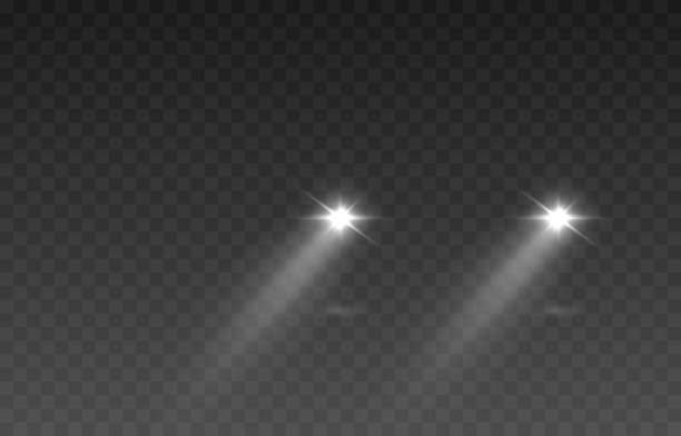 矢量光从前灯PNG。一辆汽车的前灯在一个孤立的透明背景上发出的光。圆形前灯，白光PNG。道路照明。PNG。图片下载