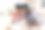 快乐的黑人父女在家里一起烤面包图片下载