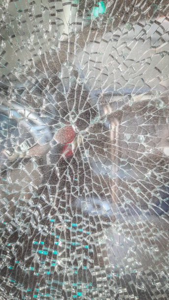 了汽车玻璃图片下载