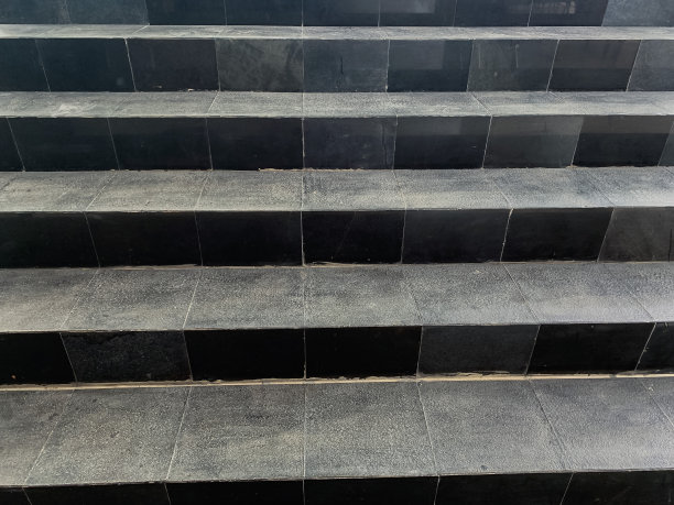 酒店的楼梯是用天然石材做的图片下载