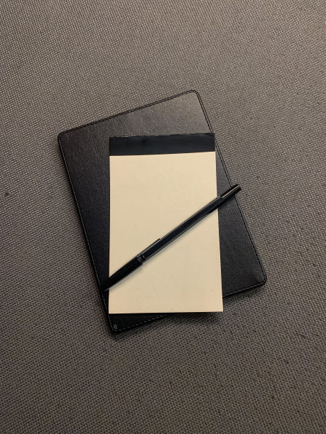 一个黑色的笔记本图片下载