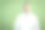 穿白色外套和蓝色衬衫的男人图片下载
