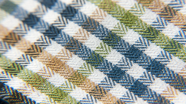 橙色，绿色，蓝色和白色的格子衬衫图片下载