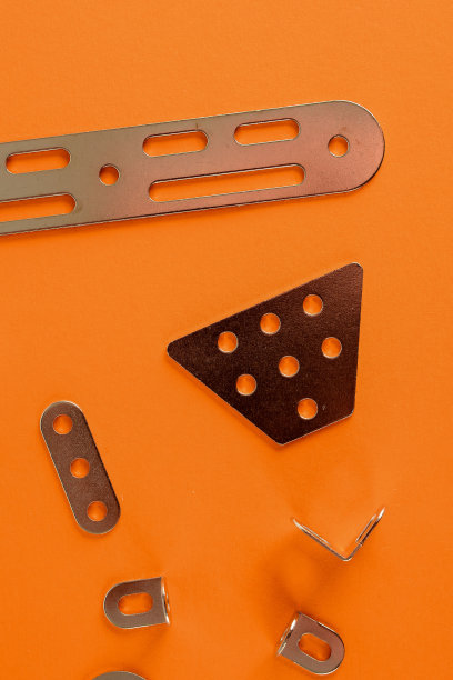 特写的铝接头为木材图片下载