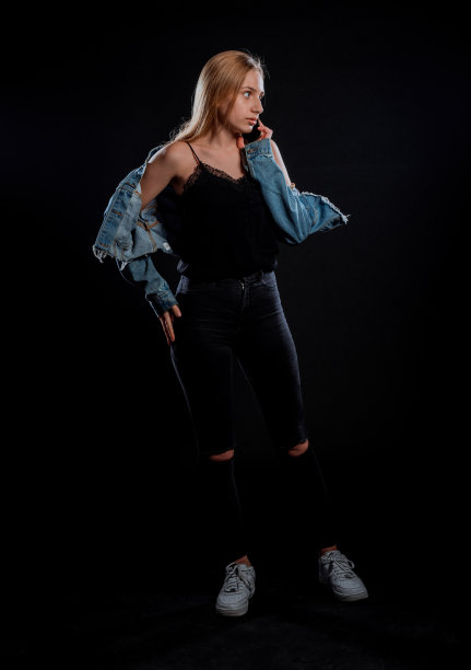 时尚工作室肖像图片下载