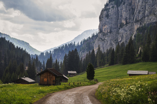 瓦尔·圣尼科洛，瓦尔在法萨，多洛米人，意大利图片下载