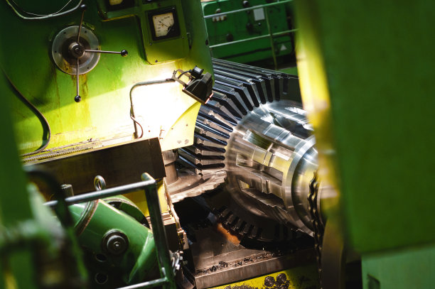 铣床上电动锚具深杆切割图片下载