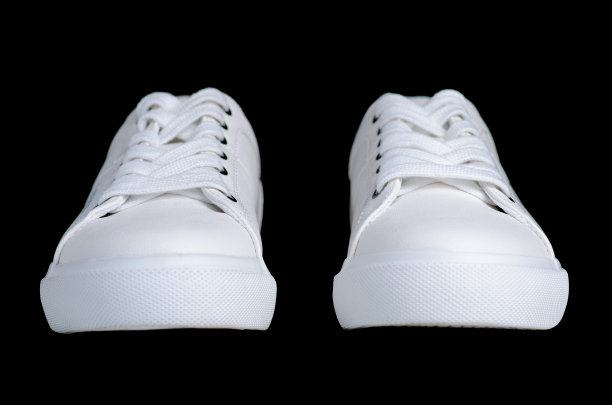 白色皮革运动鞋图片下载