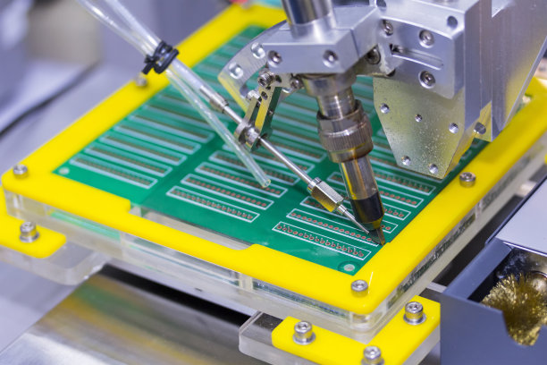 用于工业印刷和组装电路板(PCB)的自动点焊的机器人系统图片下载