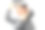 拿着手柄和VR头盔的年轻女人图片下载