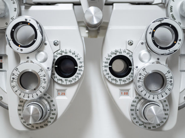 眼睛检查设备特写图片下载