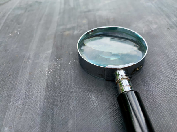 黑色手柄的放大镜图片下载