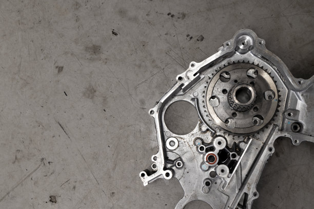 汽车发动机在服务中心的特写细节。前视图。平躺图片下载