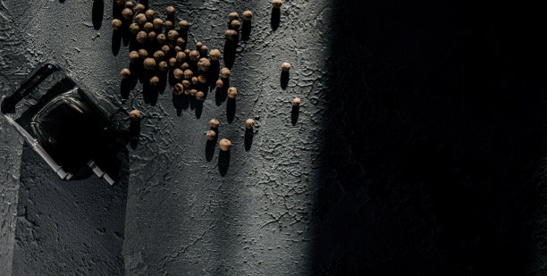 香水和胡椒图片下载