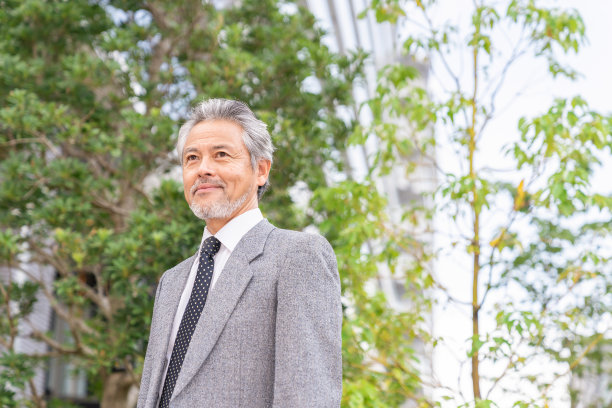 资深亚洲商人图片下载