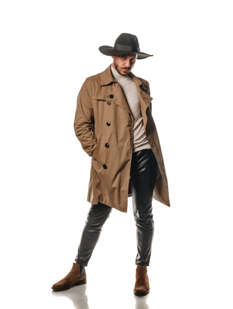 戴着黑帽子的时尚男图片下载