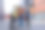 物流工人正在集装箱仓库工作。图片下载