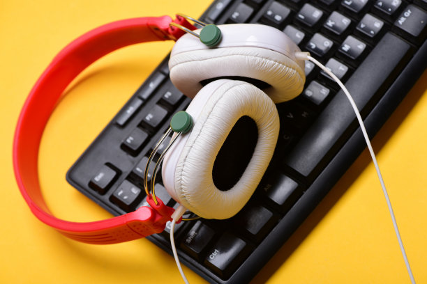 音乐及数码设备概念。录音的想法图片下载