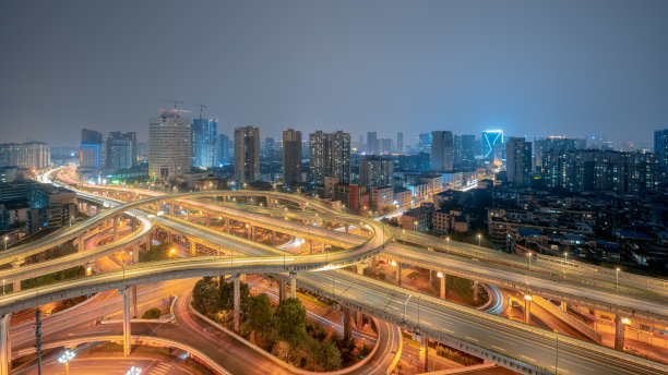 夜晚的城市现代立交桥图片下载