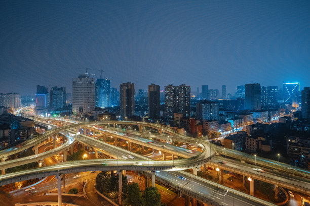 夜晚的城市现代立交桥图片下载