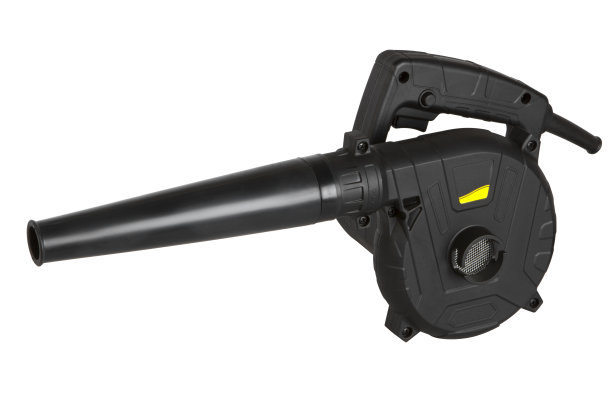 在白色背景上孤立的电风机图片下载