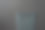 在黑暗的背景上清空垃圾桶的特写图片下载