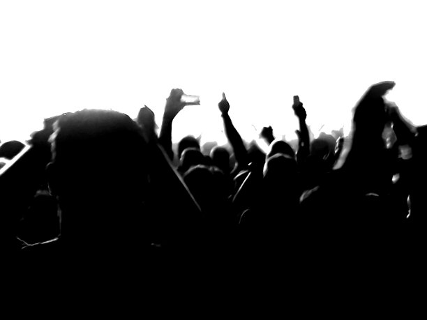 人群在音乐节孤立的照片图片下载