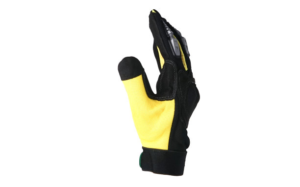 一张红色机械手套的照片，这张照片的背景是白色的图片下载